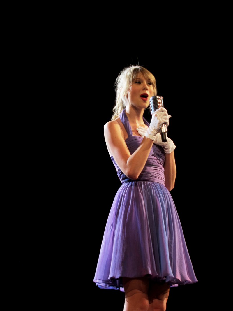 Taylor Swift — March 10 - Sydney, Australia — photo 19