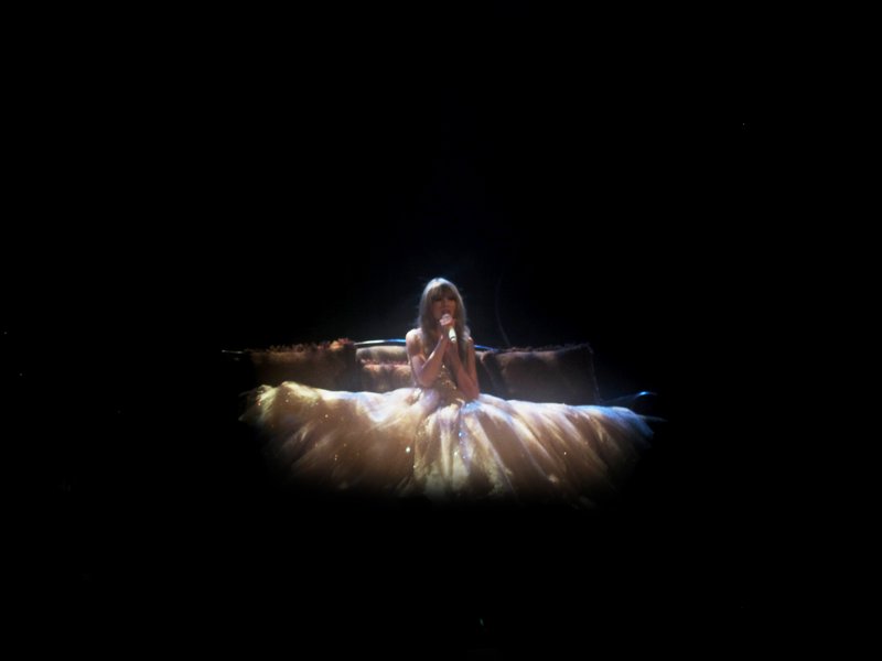 Taylor Swift — March 10 - Sydney, Australia — photo 30