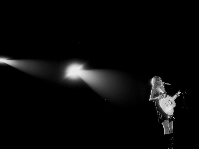 Taylor Swift — March 10 - Sydney, Australia — photo 39