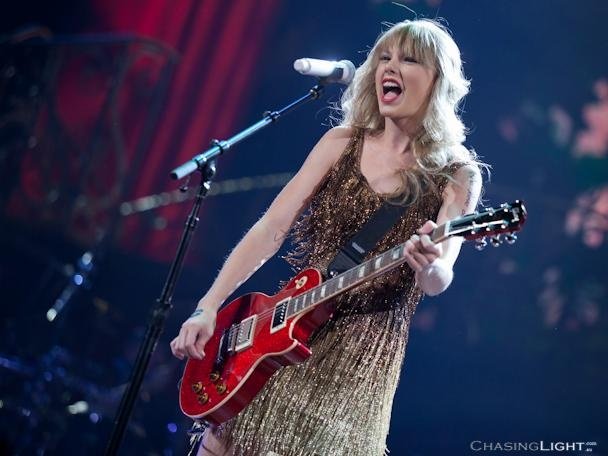 Taylor Swift — March 12 - Melbourne, Australia — photo 5