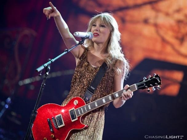 Taylor Swift — March 12 - Melbourne, Australia — photo 22