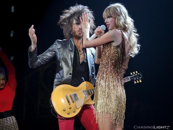 Taylor Swift — March 12 - Melbourne, Australia — photo 28