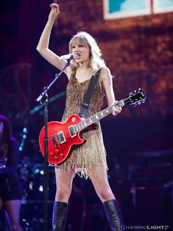 Taylor Swift — March 12 - Melbourne, Australia — photo 35