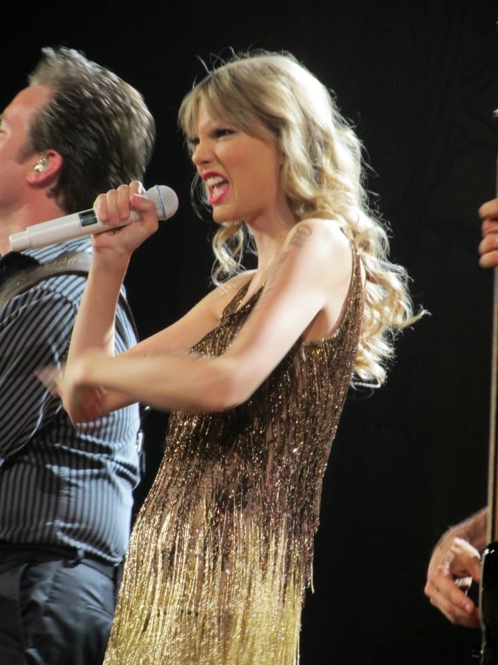 Taylor Swift — March 14 - Melbourne, Australia — photo 10