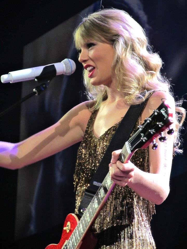 Taylor Swift — March 14 - Melbourne, Australia — photo 15