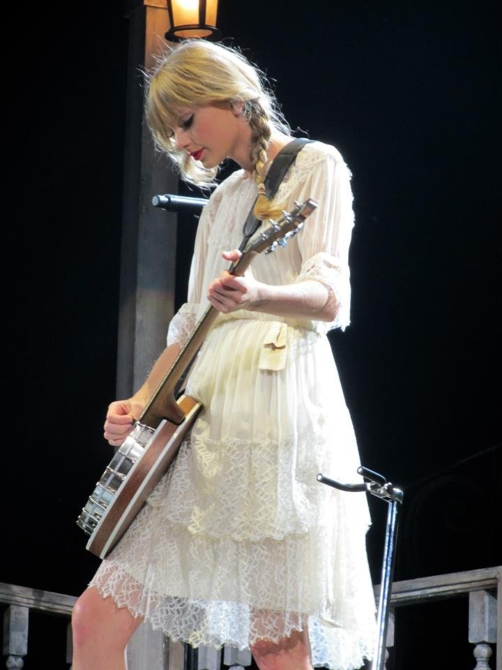 Taylor Swift — March 14 - Melbourne, Australia — photo 28