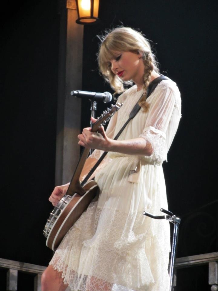Taylor Swift — March 14 - Melbourne, Australia — photo 29