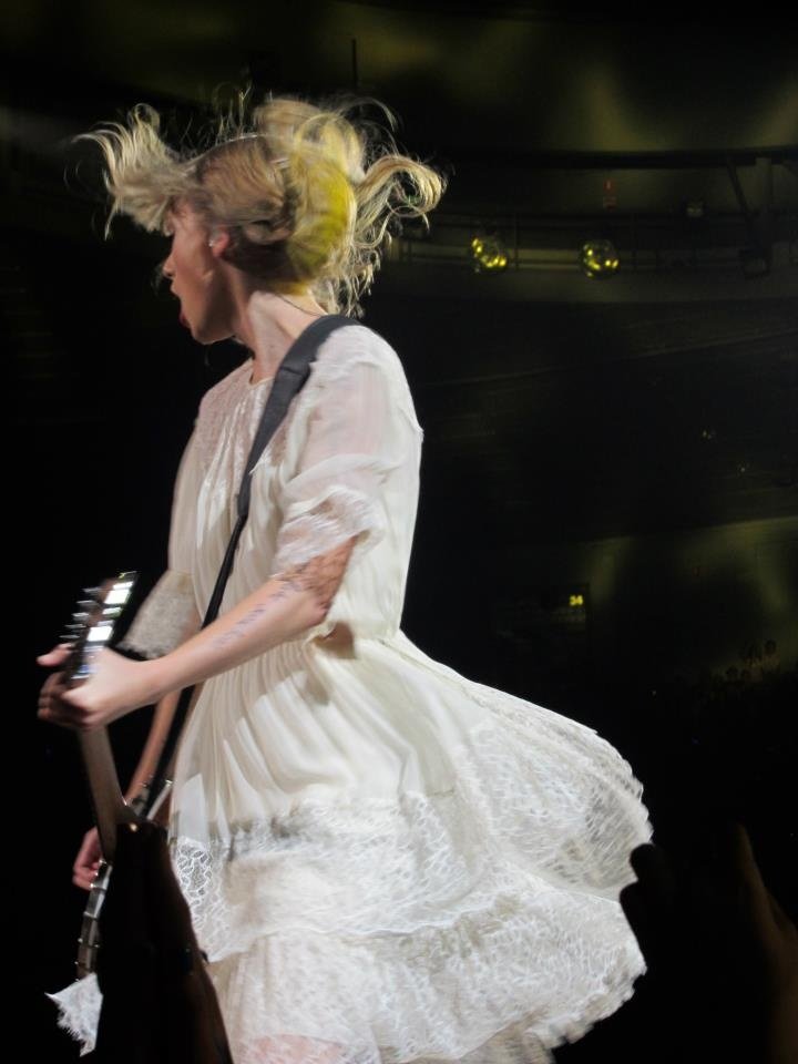 Taylor Swift — March 14 - Melbourne, Australia — photo 33