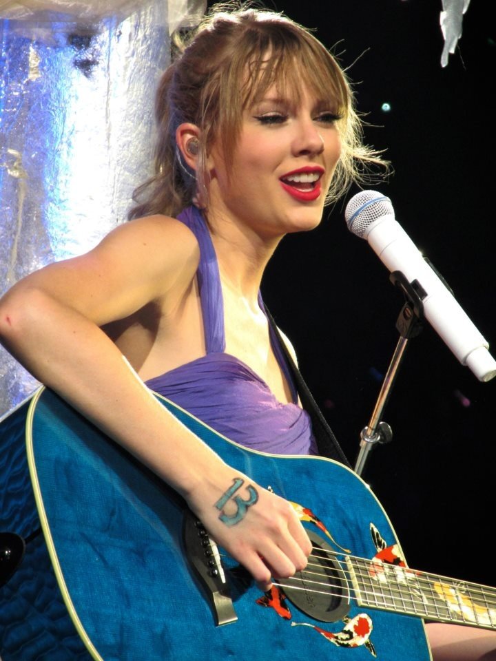 Taylor Swift — March 14 - Melbourne, Australia — photo 48