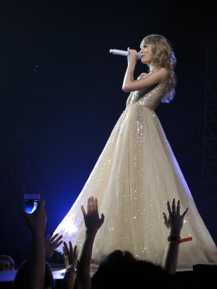 Taylor Swift — March 14 - Melbourne, Australia — photo 69