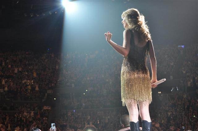 Taylor Swift — March 16 - Auckland, New Zealand — photo 13