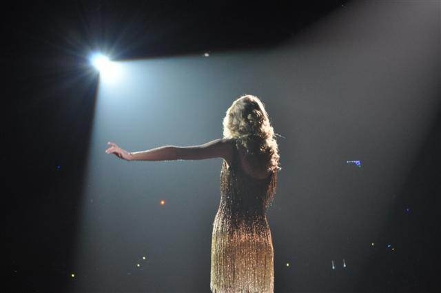 Taylor Swift — March 16 - Auckland, New Zealand — photo 14