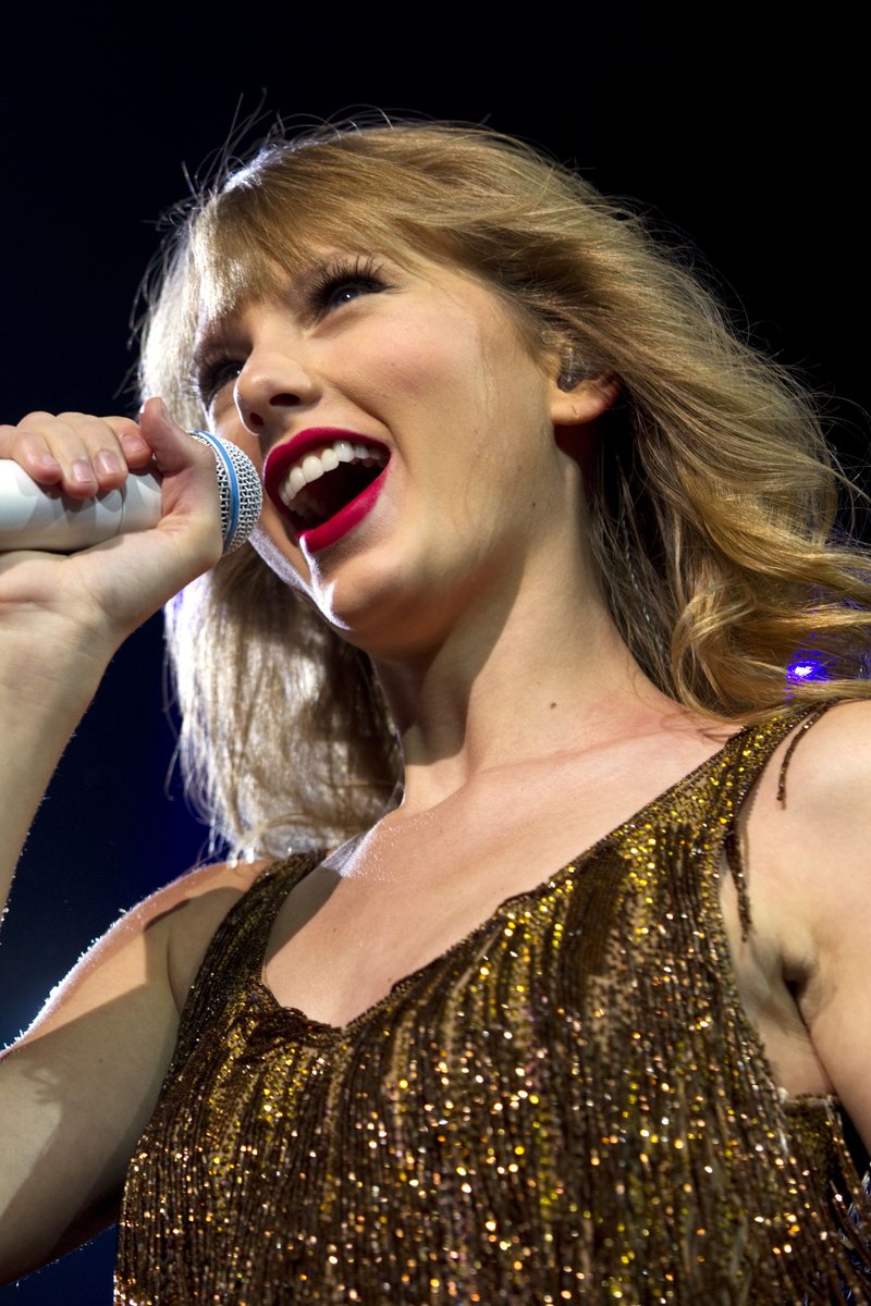 Taylor Swift — March 16 - Auckland, New Zealand — photo 33