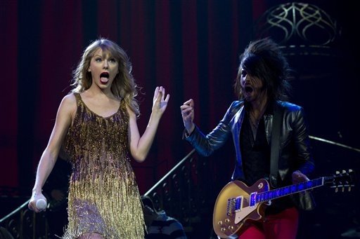 Taylor Swift — March 16 - Auckland, New Zealand — photo 38