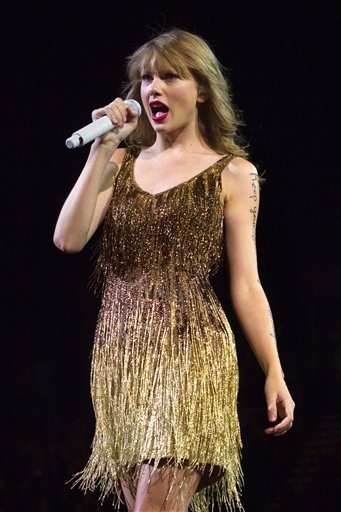 Taylor Swift — March 16 - Auckland, New Zealand — photo 41