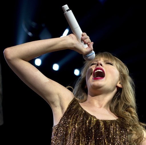 Taylor Swift — March 16 - Auckland, New Zealand — photo 42