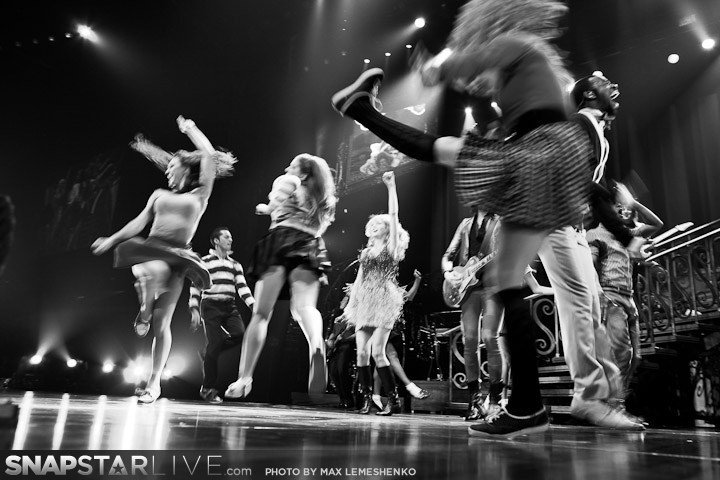 Taylor Swift — March 17 - Auckland, New Zealand — photo 43