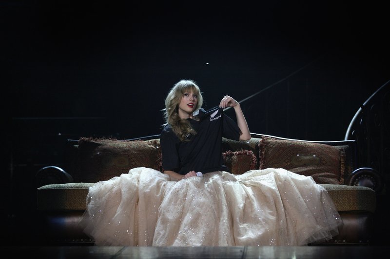 Taylor Swift — March 18 - Auckland, New Zealand — photo 7