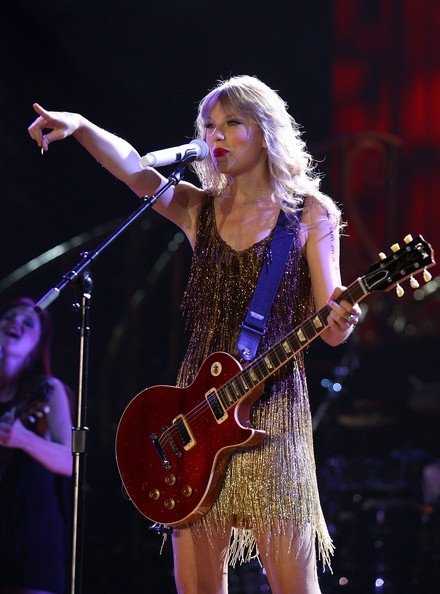 Taylor Swift — March 2 - Perth, Australia — photo 19