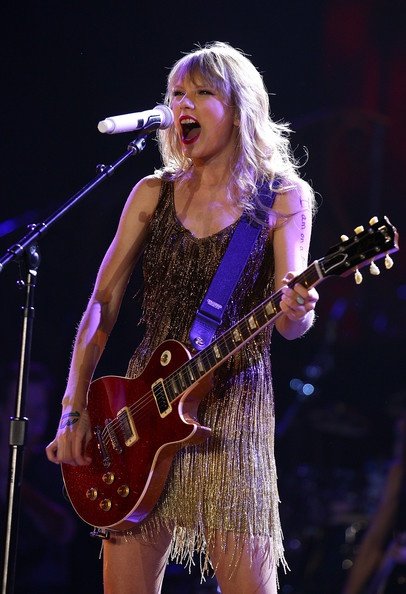 Taylor Swift — March 2 - Perth, Australia — photo 30