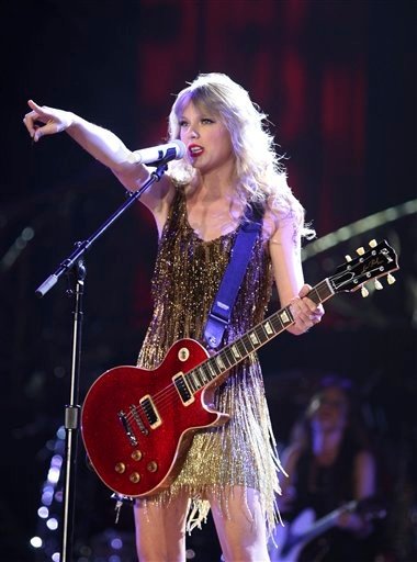 Taylor Swift — March 2 - Perth, Australia — photo 34
