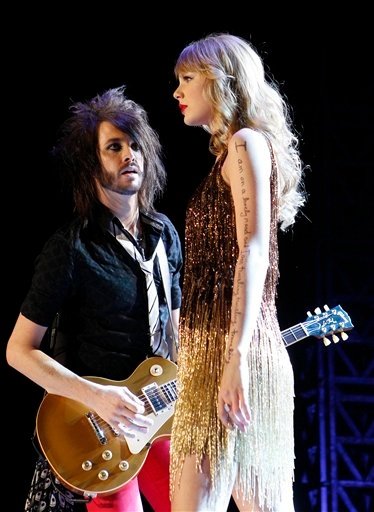 Taylor Swift — March 2 - Perth, Australia — photo 40