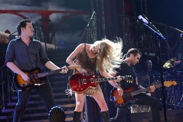 Taylor Swift — March 4 - Adelaide, Australia — photo 23