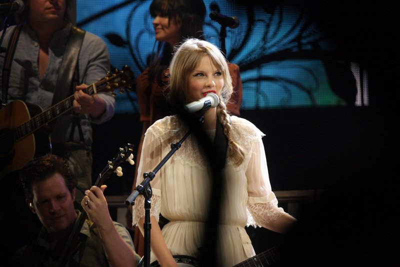 Taylor Swift — March 9 - Sydney, Australia — photo 53
