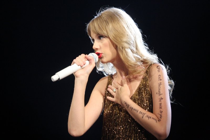 Taylor Swift — March 9 - Sydney, Australia — photo 67