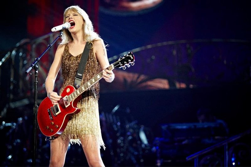 Taylor Swift — March 9 - Sydney, Australia — photo 82