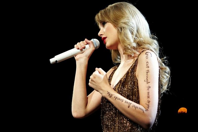 Taylor Swift — March 9 - Sydney, Australia — photo 88