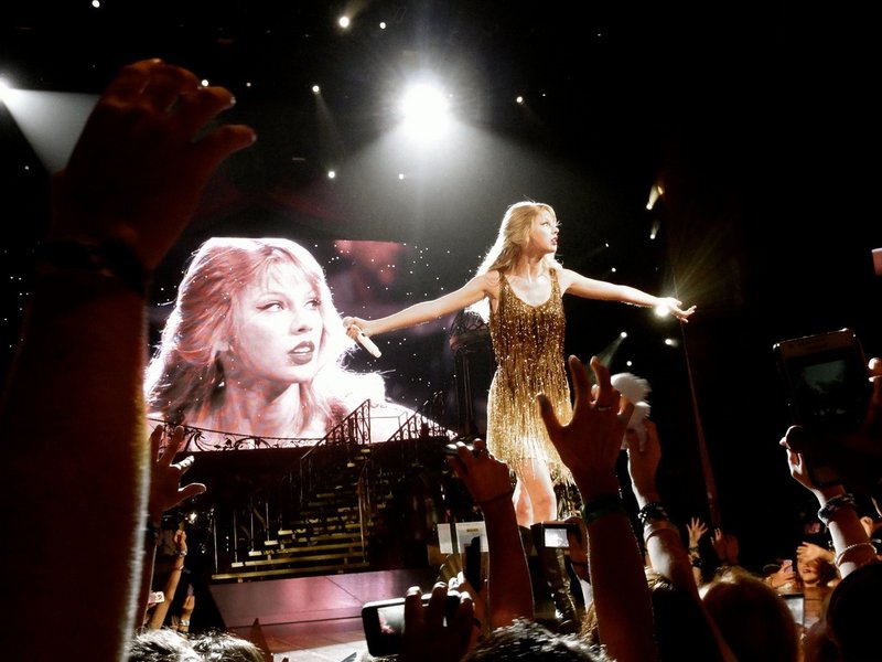 Taylor Swift — March 9 - Sydney, Australia — photo 112