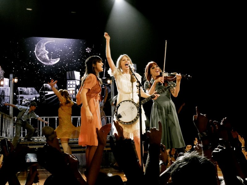 Taylor Swift — March 9 - Sydney, Australia — photo 127