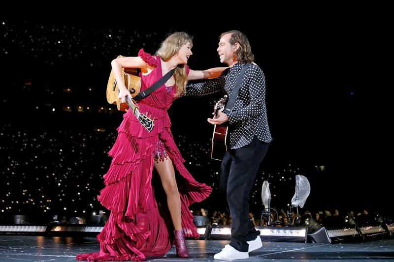 Taylor Swift — April 14 - Tampa, Florida — photo 38