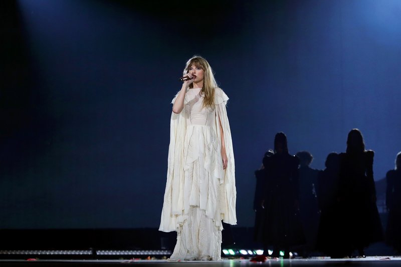 Taylor Swift — April 21 - Houston, Texas — photo 22
