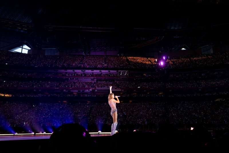 Taylor Swift — April 28 - Atlanta, Georgia — photo 18