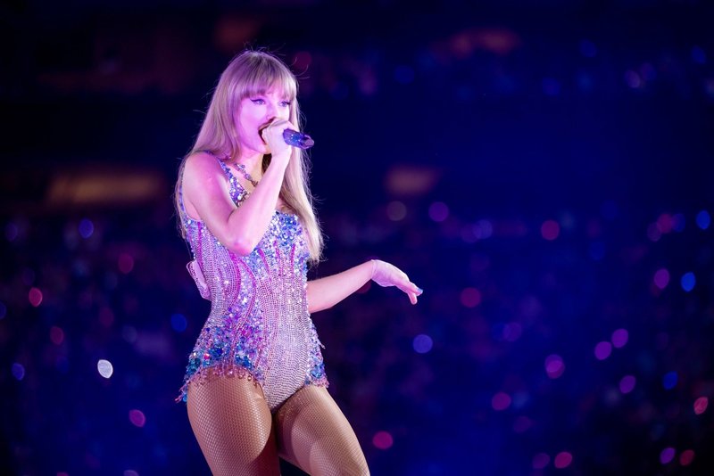 Taylor Swift — April 28 - Atlanta, Georgia — photo 28