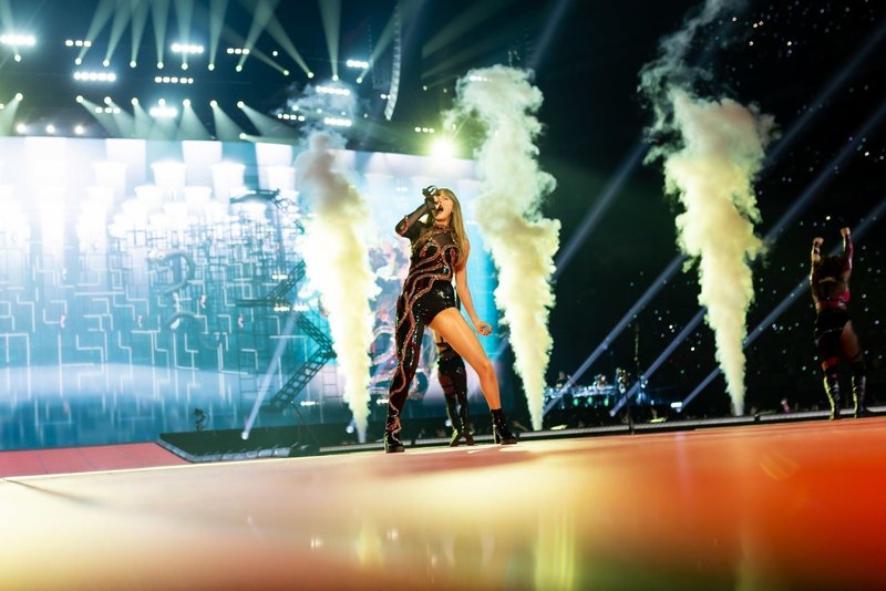 Taylor Swift — April 28 - Atlanta, Georgia — photo 39