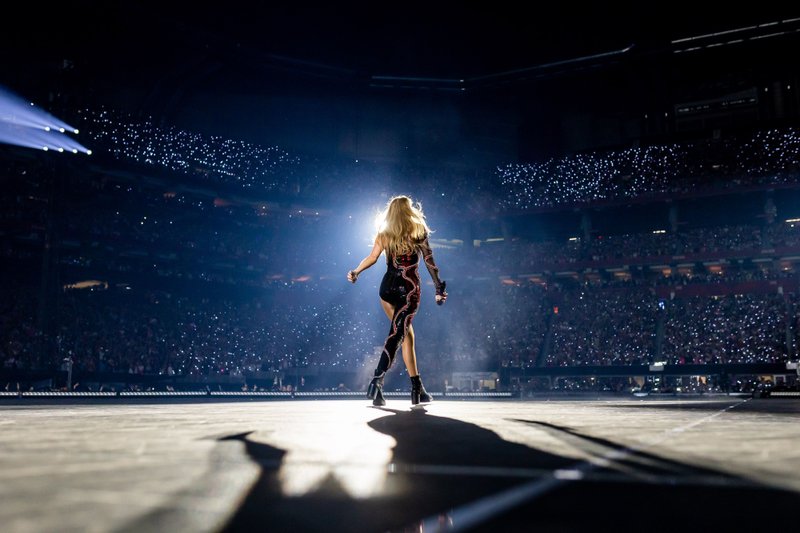 Taylor Swift — April 28 - Atlanta, Georgia — photo 40