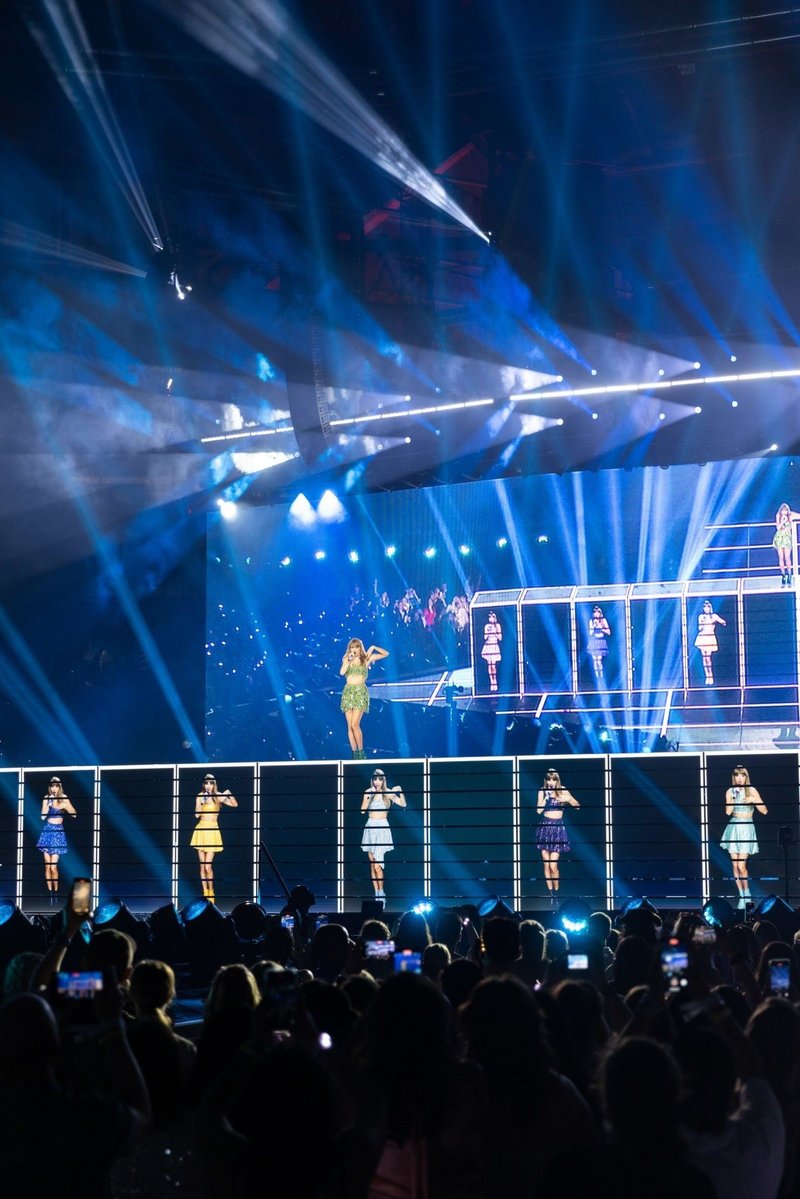Taylor Swift — April 28 - Atlanta, Georgia — photo 45