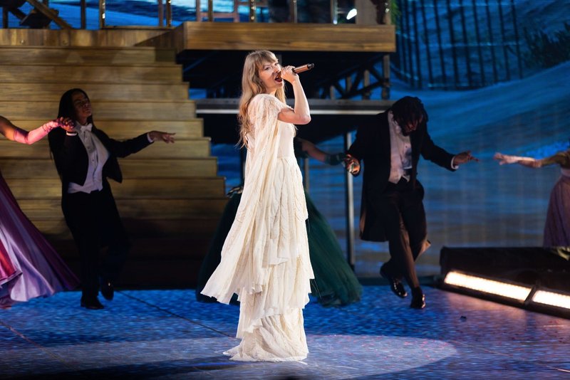 Taylor Swift — April 28 - Atlanta, Georgia — photo 51