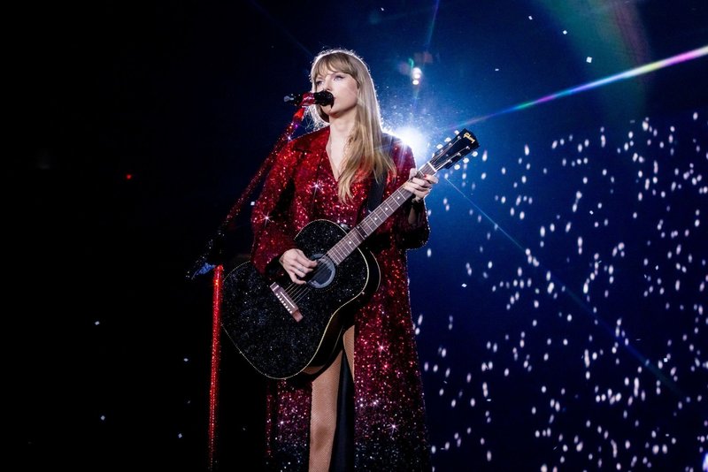 Taylor Swift — April 28 - Atlanta, Georgia — photo 53