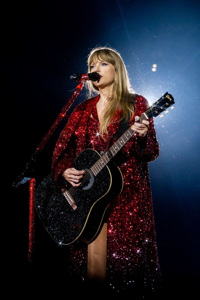 Taylor Swift — April 28 - Atlanta, Georgia — photo 58