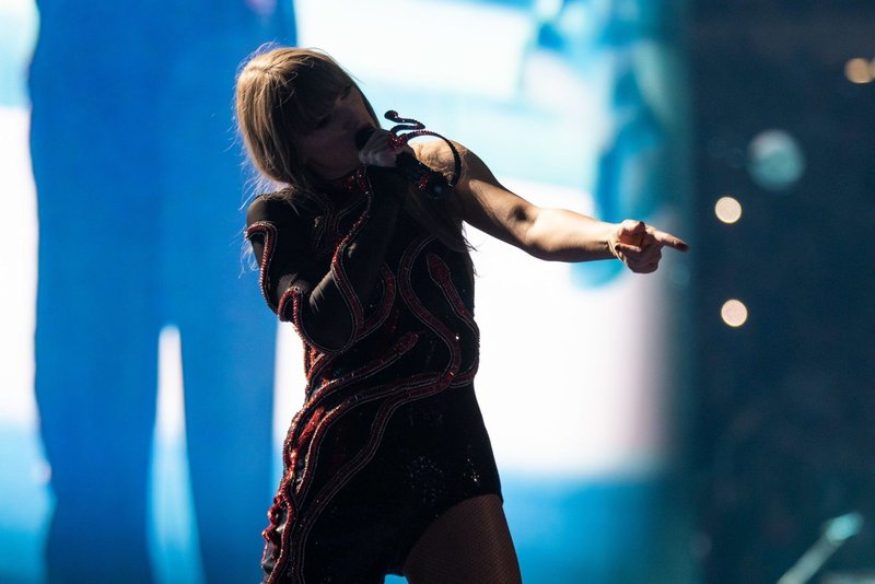 Taylor Swift — April 28 - Atlanta, Georgia — photo 63