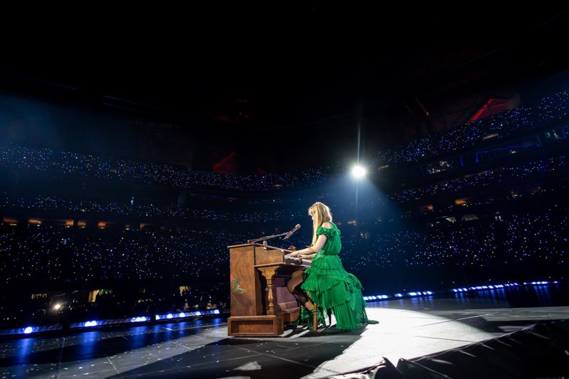 Taylor Swift — April 28 - Atlanta, Georgia — photo 71