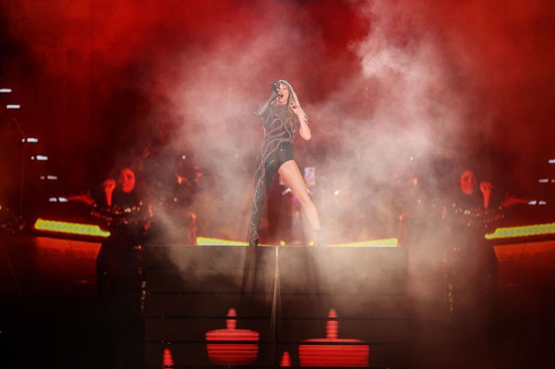 Taylor Swift — August 24 - Mexico City, Mexico — photo 24