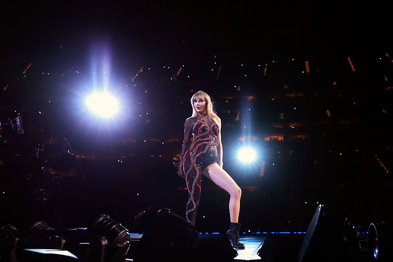 Taylor Swift — August 3 - Los Angeles, California — photo 47