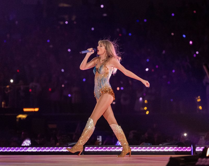 Taylor Swift — August 7 - Los Angeles, California — photo 68