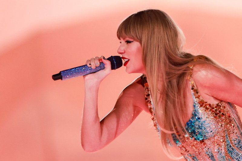 Taylor Swift — August 7 - Los Angeles, California — photo 118