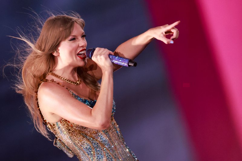 Taylor Swift — August 7 - Los Angeles, California — photo 122